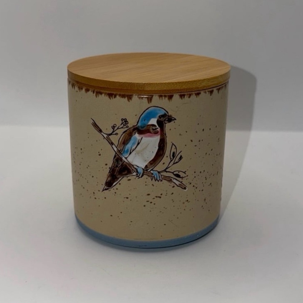 2019 Spectrum Designz Spring Bird 4’ x 4” Canister